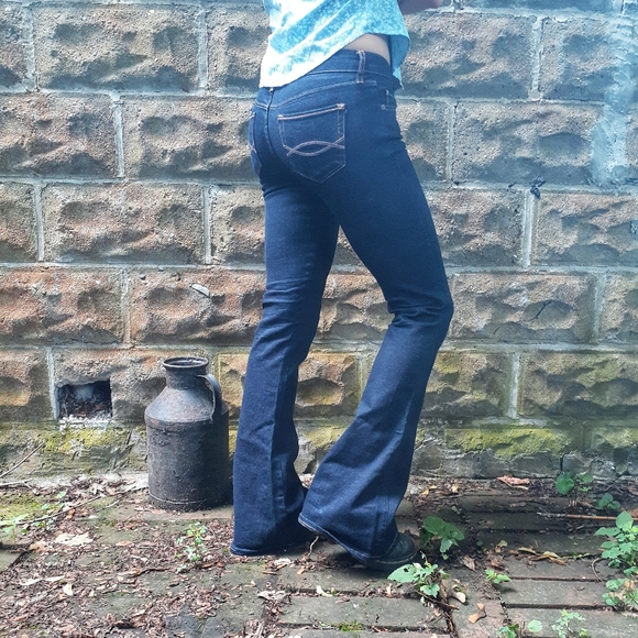 vintage y2k abercrombie dark wash bell bottoms - Picture 12 of 13